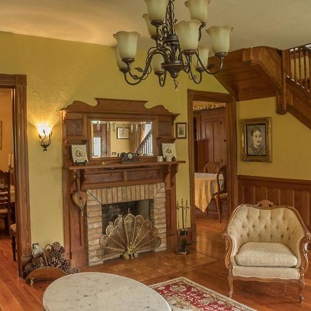 The Ann Stevens House Bed and Breakfast Cassadaga Buitenkant foto