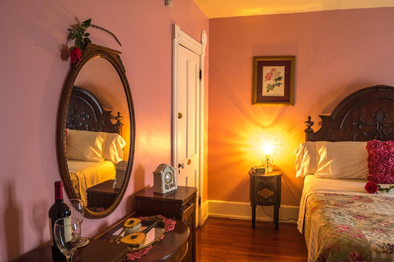 The Ann Stevens House Bed and Breakfast Cassadaga Buitenkant foto