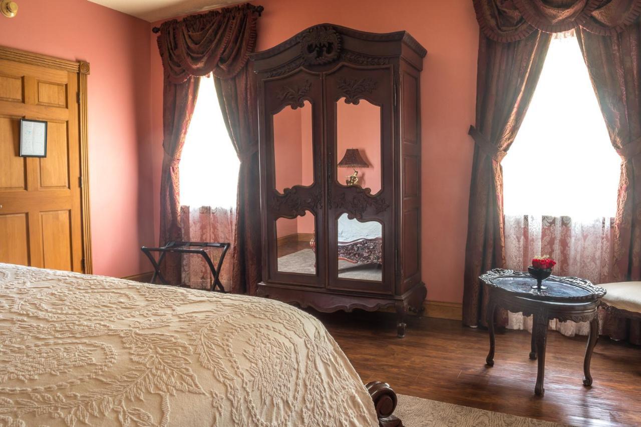 The Ann Stevens House Bed and Breakfast Cassadaga Buitenkant foto