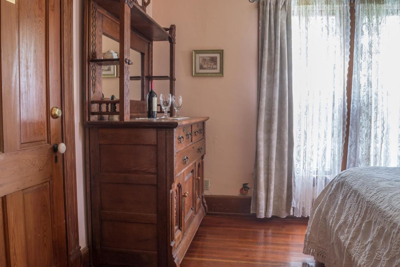 The Ann Stevens House Bed and Breakfast Cassadaga Buitenkant foto