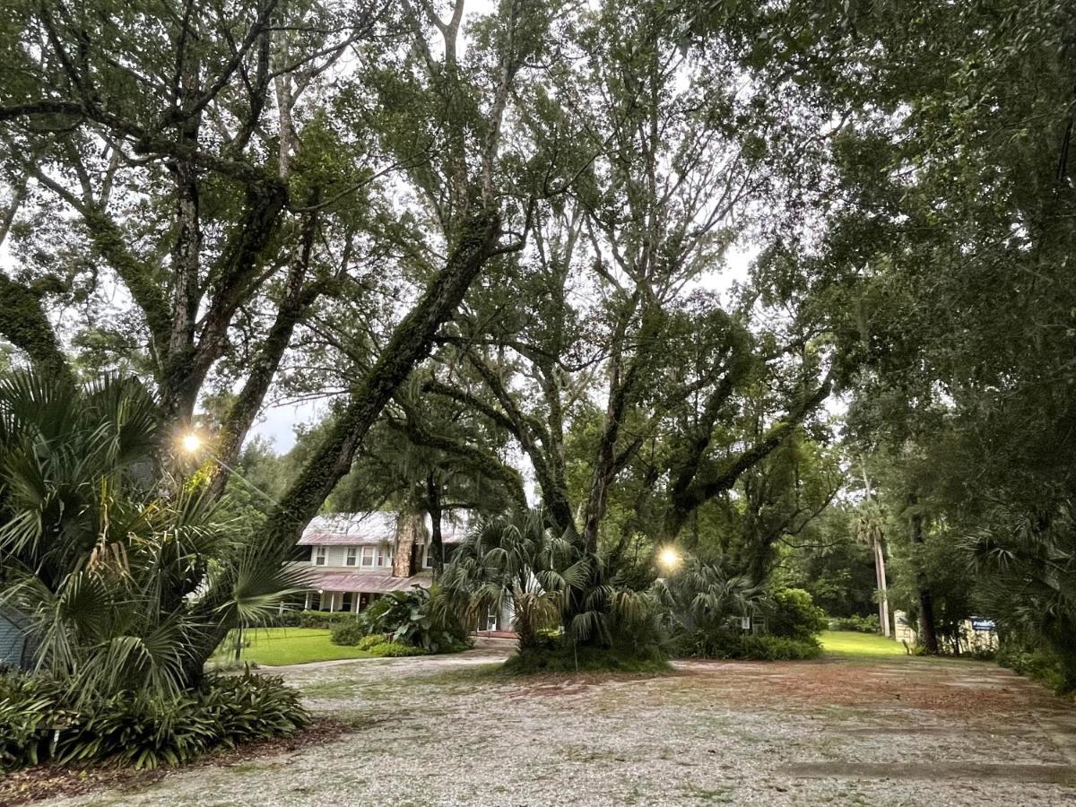 The Ann Stevens House Bed and Breakfast Cassadaga Buitenkant foto